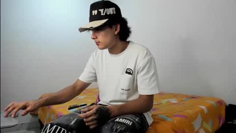 Snapshot of monky_0002 chatting on May 2026 09:20:02 PM monky_0002 online show from May 2026 09:20:02 PM