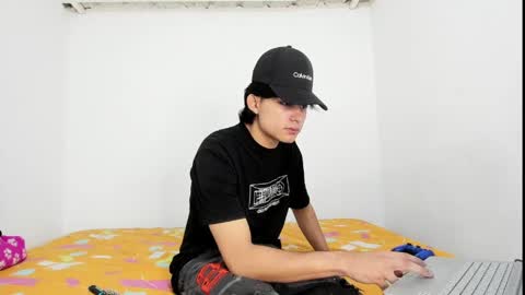Snapshot of monky_0002 chatting on May 2026 04:25:02 PM monky_0002 online show from May 2026 04:25:02 PM
