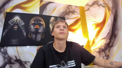 mono_blonde online show from May 2026 11:18:02 AM
