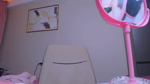 Snapshot of mono_lite chatting on December 2025 08:57:01 PM Mon online show from December 2025 08:57:01 PM