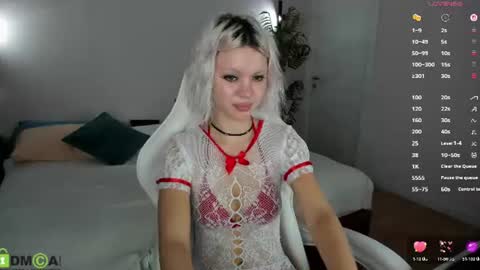 Snapshot of monro_doll chatting on July 2026 09:07:02 AM MONRO online show from July 2026 09:07:02 AM