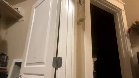 Snapshot of monroelovesyou chatting on December 2024 07:37:01 AM Monroe online show from December 2024 07:37:01 AM