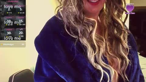 Snapshot of monroelovesyou chatting on February 2026 06:45:01 PM Monroe online show from February 2026 06:45:01 PM