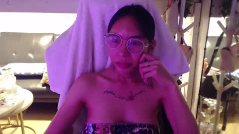 Snapshot of monstercockselfsuck chatting on December 2024 09:34:02 PM ELYSE A SIMPLE GIRL online show from December 2024 09:34:02 PM