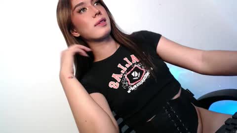 Snapshot of montrous_princessx chatting on November 2025 04:45:02 PM Princess take me to private or password show online show from November 2025 04:45:02 PM