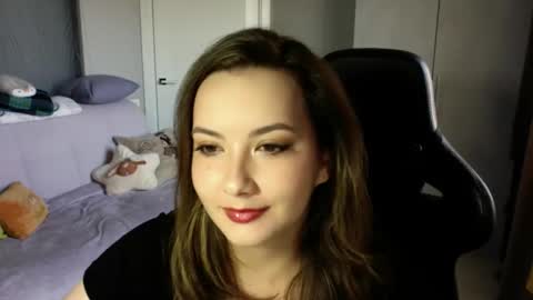 moodiemira online show from September 2025 03:02:01 PM