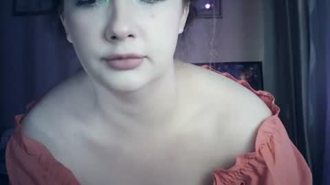 moodiemira online show from June 2026 05:50:01 PM