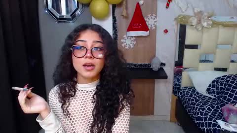 Snapshot of moon_and_fire_ chatting on November 2025 12:11:02 AM moon_and_fire_ online show from November 2025 12:11:02 AM