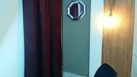 moon_and_fire_ online show from February 2026 05:23:01 AM