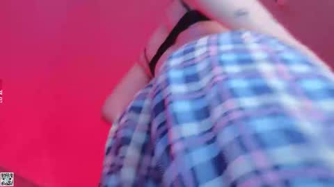 Snapshot of moon_avengers chatting on October 2025 06:13:02 AM Lola online show from October 2025 06:13:02 AM