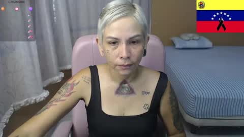 Snapshot of moon_cat85 chatting on June 2026 01:39:02 PM Luna online show from June 2026 01:39:02 PM