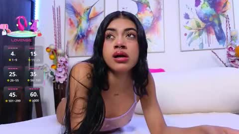 Snapshot of moon_celeste chatting on November 2025 12:58:02 PM Moon online show from November 2025 12:58:02 PM