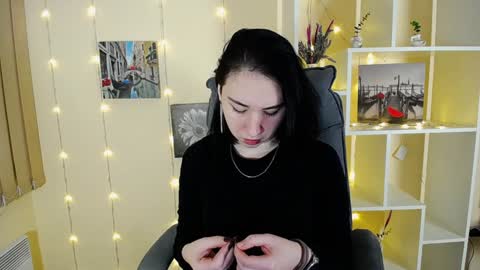 Diana online show from January 2025 12:45:02 PM