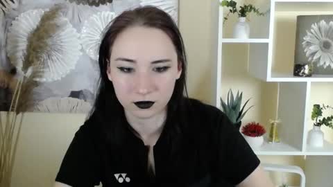 Diana online show from September 2025 09:53:01 PM