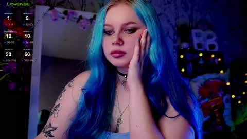 Emilia online show from February 2025 07:13:02 AM