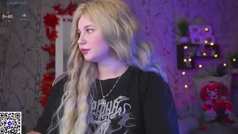 Emilia online show from September 2025 07:32:02 AM