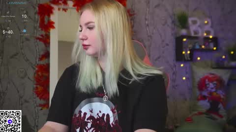 Emilia online show from October 2025 09:30:01 AM