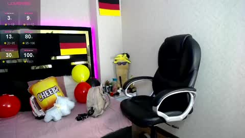 Moon Water   online show from September 2025 11:47:01 AM