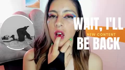 Snapshot of moon_winy chatting on October 2025 11:31:02 AM Winy online show from October 2025 11:31:02 AM