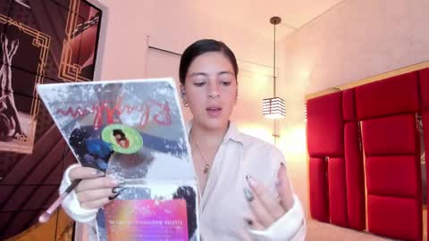 Snapshot of moon_winy chatting on November 2025 11:21:02 AM Winy online show from November 2025 11:21:02 AM