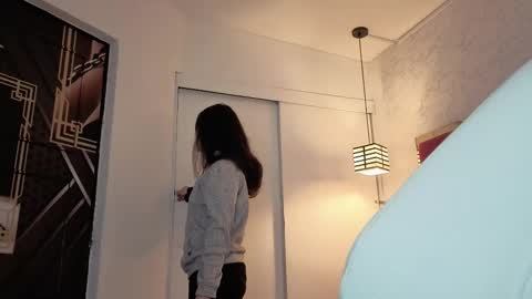 Snapshot of moon_winy chatting on November 2025 11:21:01 AM Winy online show from November 2025 11:21:01 AM