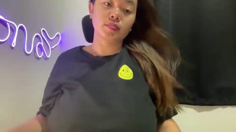 Snapshot of moona_luna21 chatting on October 2025 01:33:02 PM moona_luna21 online show from October 2025 01:33:02 PM