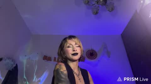 Cinna online show from October 2025 08:20:02 PM