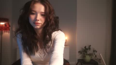Snapshot of moonfaced_ chatting on February 2026 04:11:02 PM Ann online show from February 2026 04:11:02 PM