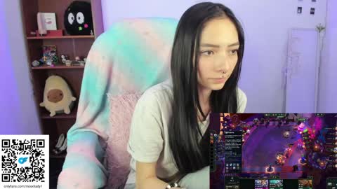 MOON  online show from January 2025 05:20:02 AM