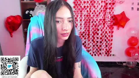 MOON  online show from February 2025 02:39:02 AM