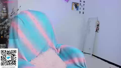 MOON  online show from September 2025 11:49:02 PM