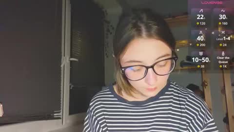 Snapshot of moonlight__lovers chatting on November 2025 07:04:02 PM Dana online show from November 2025 07:04:02 PM