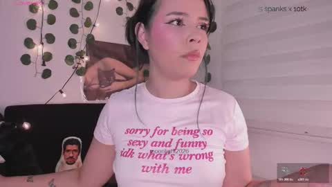 moonliight__ online show from February 2026 11:42:02 PM