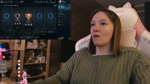 Katrin online show from November 2025 09:13:01 PM