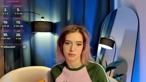 Snapshot of moonlitasuna chatting on September 2025 01:44:02 PM Asuna online show from September 2025 01:44:02 PM