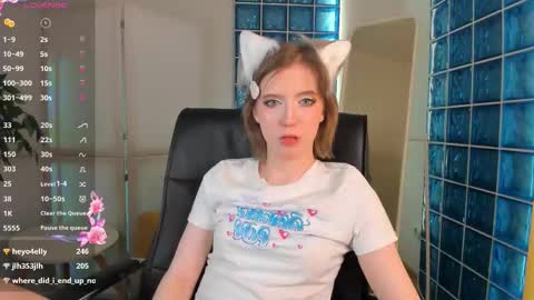 Snapshot of moonlitasuna chatting on November 2025 06:48:02 PM Asuna online show from November 2025 06:48:02 PM