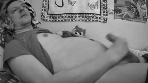 Snapshot of moonlucky007 chatting on February 2025 08:56:01 PM Moonlucky007 online show from February 2025 08:56:01 PM