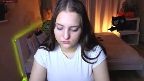 Lina online show from October 2025 02:34:01 AM