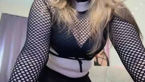 Kate online show from October 2025 12:00:02 AM