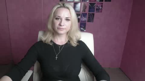 Susanna online show from May 2026 02:45:01 PM