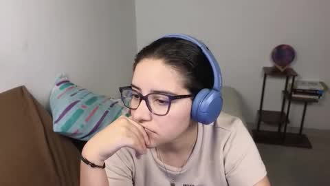 Moon Woman online show from February 2026 02:18:02 AM