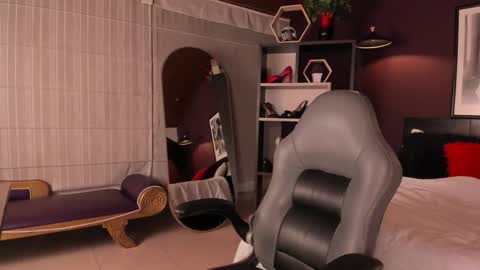 Michelle online show from February 2026 12:01:02 PM