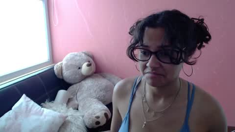 Mora Haze 3 online show from February 2025 07:31:02 PM