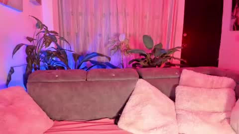 Snapshot of moradaniels chatting on March 2025 09:35:02 AM online show from March 2025 09:35:02 AM