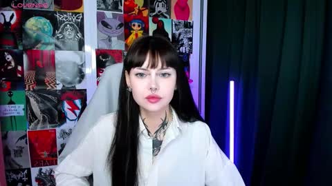 Morana online show from September 2025 01:53:02 AM