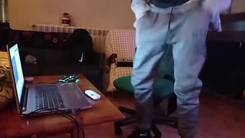 Snapshot of morboso31xxx chatting on December 2024 02:53:02 AM hotguy4all online show from December 2024 02:53:02 AM