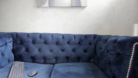 Mmorenito online show from November 2025 07:04:01 PM