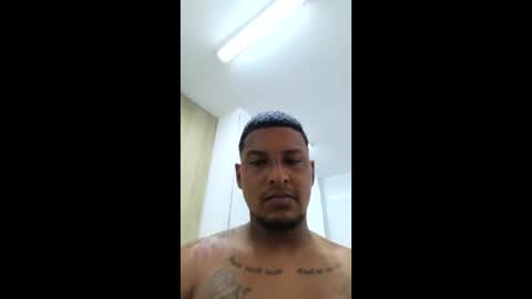 Carlos online show from April 2026 04:32:01 AM