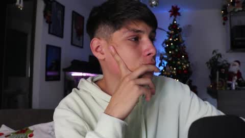 Snapshot of morgan_hiller chatting on December 2024 05:55:02 PM online show from December 2024 05:55:02 PM