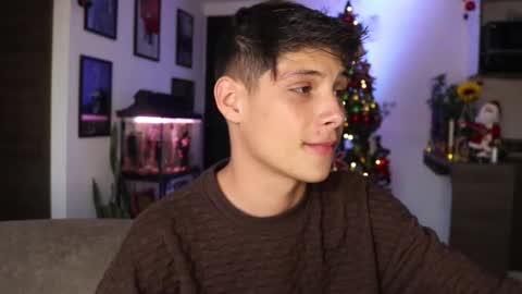 Snapshot of morgan_hiller chatting on December 2024 10:47:01 PM online show from December 2024 10:47:01 PM